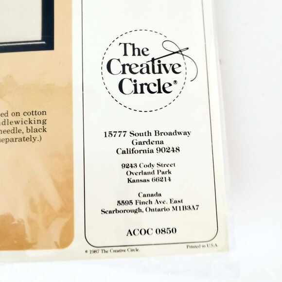 Creative Circle Floral Elegance Shell Needlepoint Kit Art Deco Sealed - Picture 4 of 4